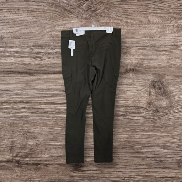 Reitmans Olive Straight Leg Pants Size 8 - Picture 1 of 6